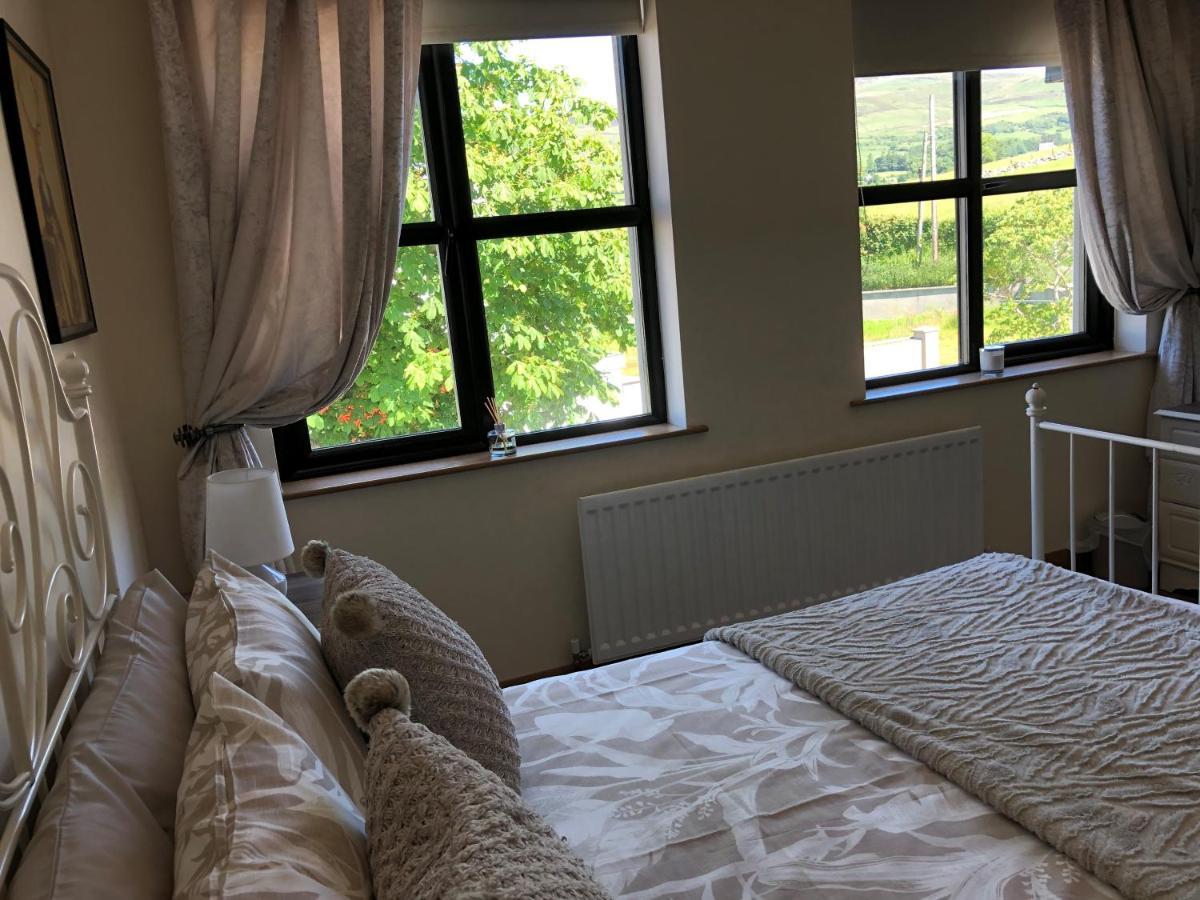 Bed and Breakfast Red Row House Burnfoot Esterno foto